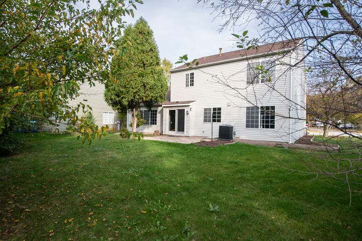 Property Photo: 1431 Tara Belle Parkway IL 60564