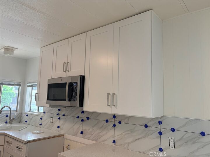 Property Photo:  727 Halcyon Rd 3  CA 93420 