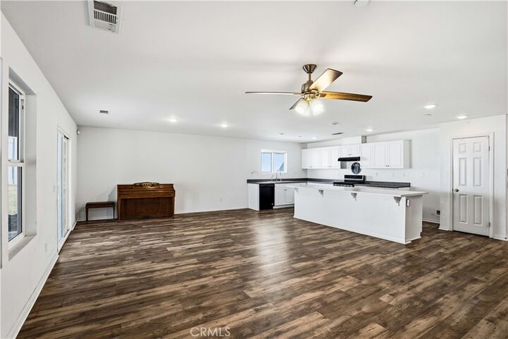 Property Photo: 638 Awaal CA 92582