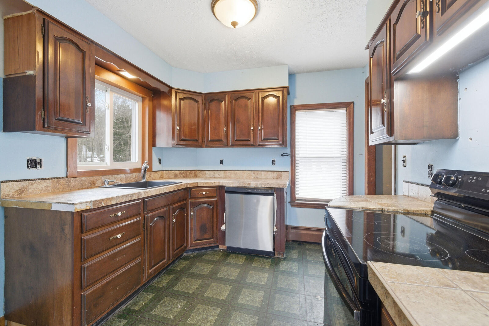 Property Photo:  311 Main Street  ME 04083 