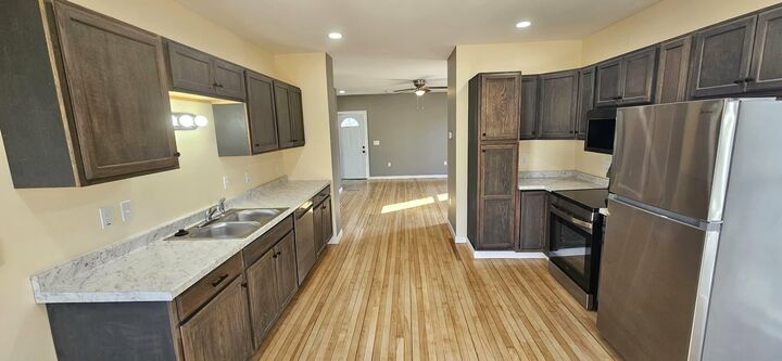 Property Photo:  59 Kenduskeag Avenue  ME 04401 