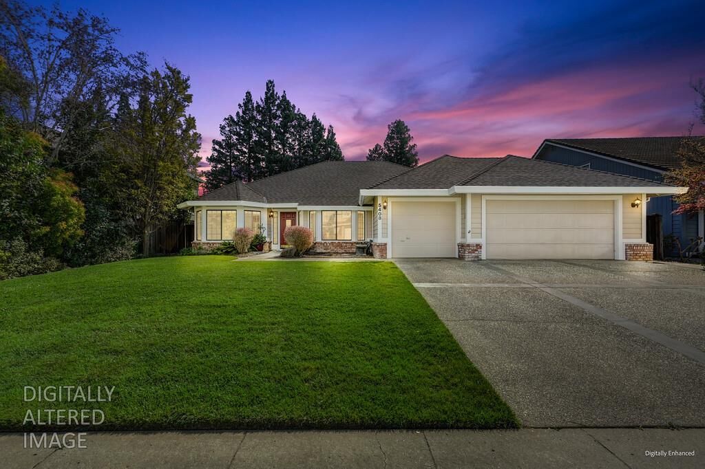 Property Photo: 5408 E Brook Way CA 95758