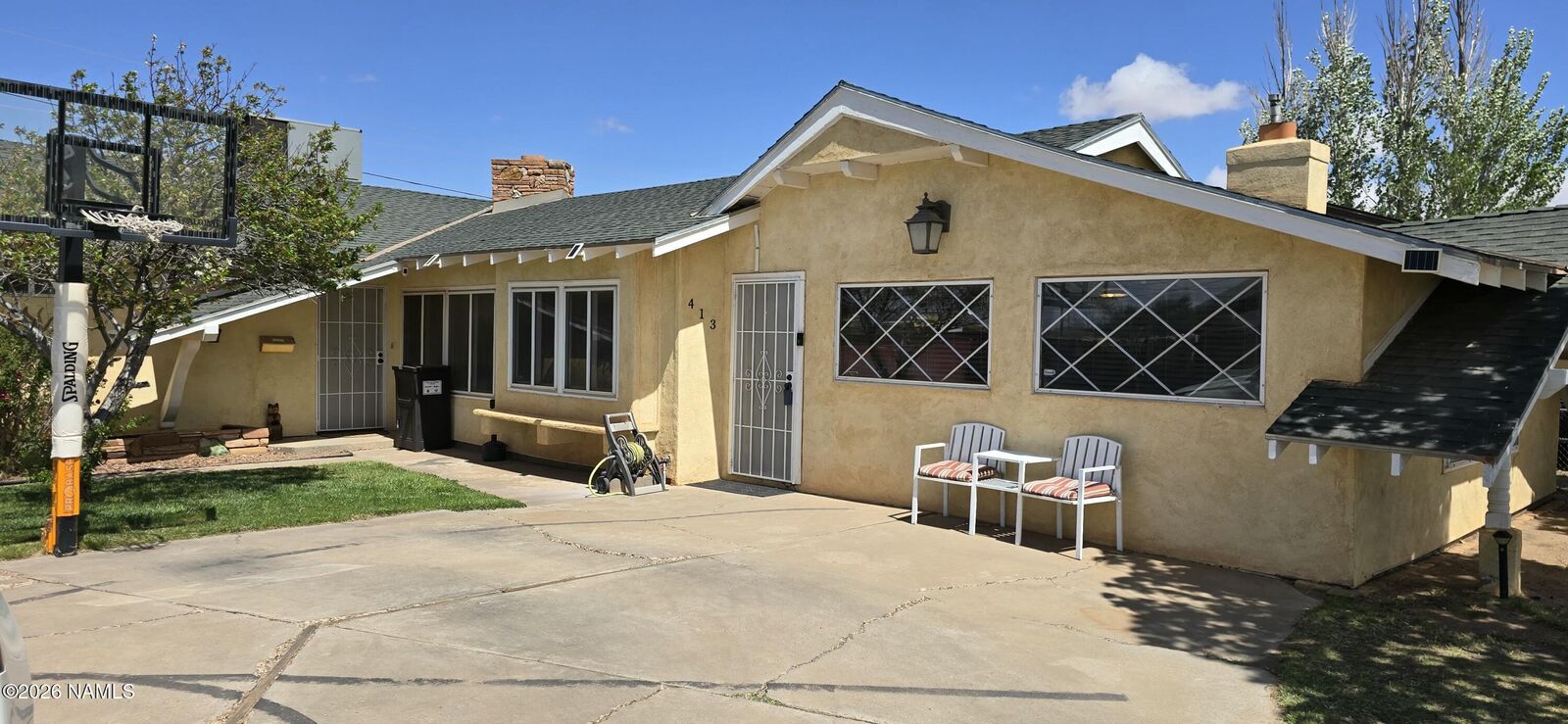 Property Photo:  413 N Cottonwood Avenue  AZ 86047 