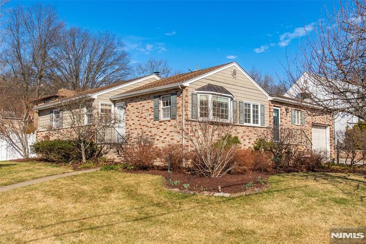 Property Photo:  1 Milton Avenue  NJ 07901 