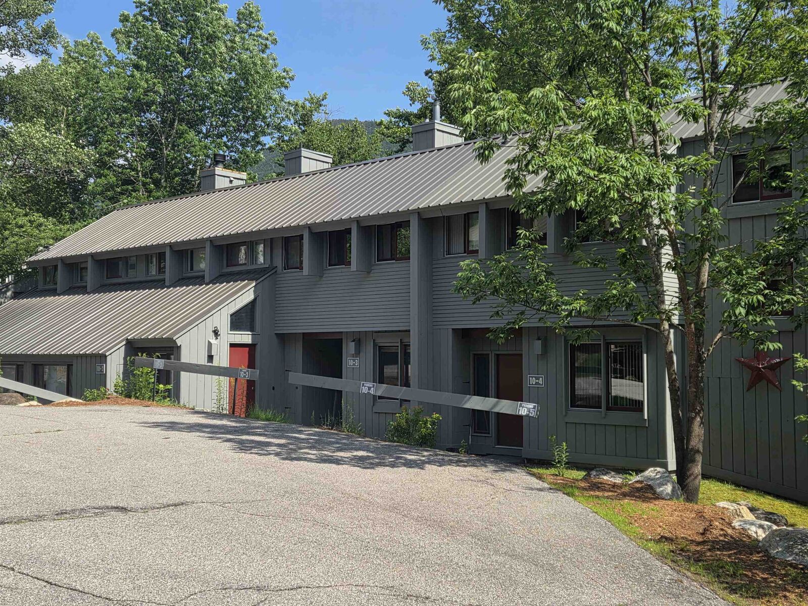 Property Photo:  10 Potash Road  NH 03251 