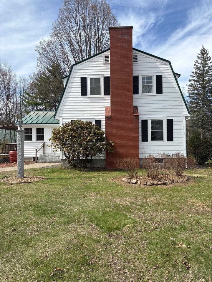 Property Photo:  171 King Street  NH 03303 