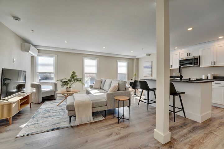 Property Photo:  621 Islington Street  NH 03801 