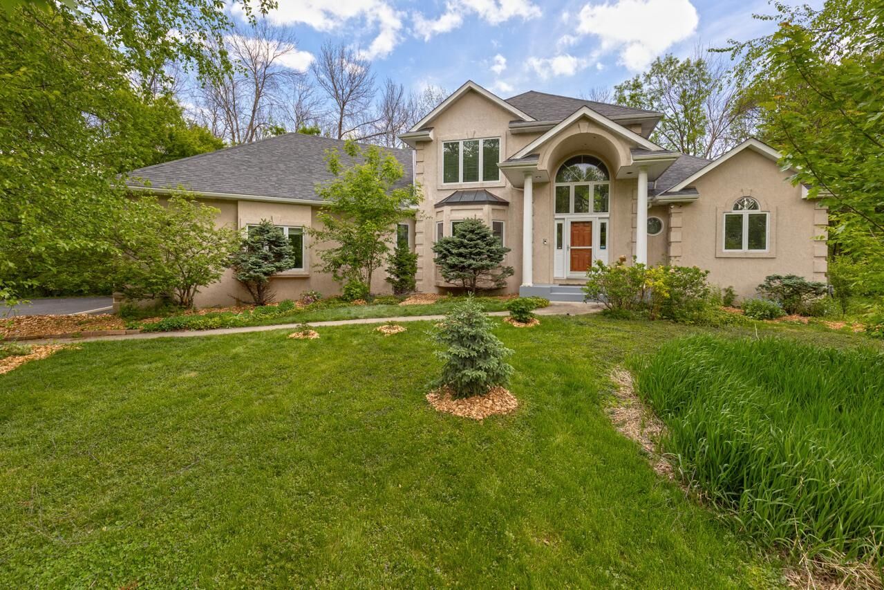 Property Photo:  26335 Peach Circle  MN 55331 