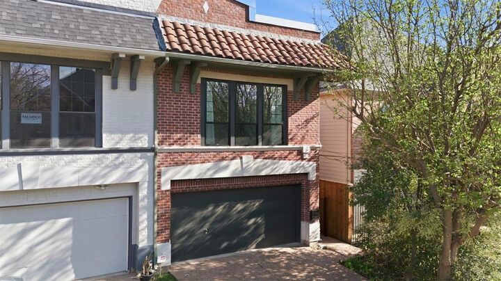 Property Photo:  5004 Mission Avenue  TX 75206 