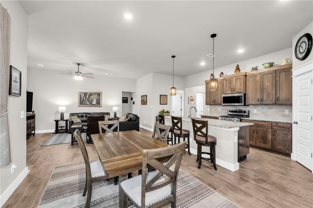 Property Photo:  921 S Green Heron Lane  AR 72761 