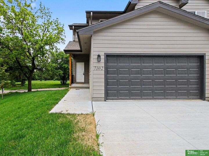 Property Photo:  7102 N 79th Court  NE 68122 