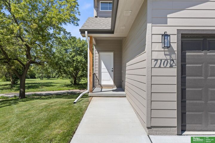 Property Photo: 7102 N 79th Court NE 68122