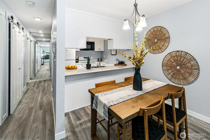 Property Photo:  8515  242nd Street SW 103  WA 98026 