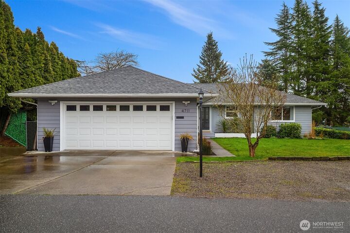 Property Photo:  4711  Castle Lane  WA 98203 