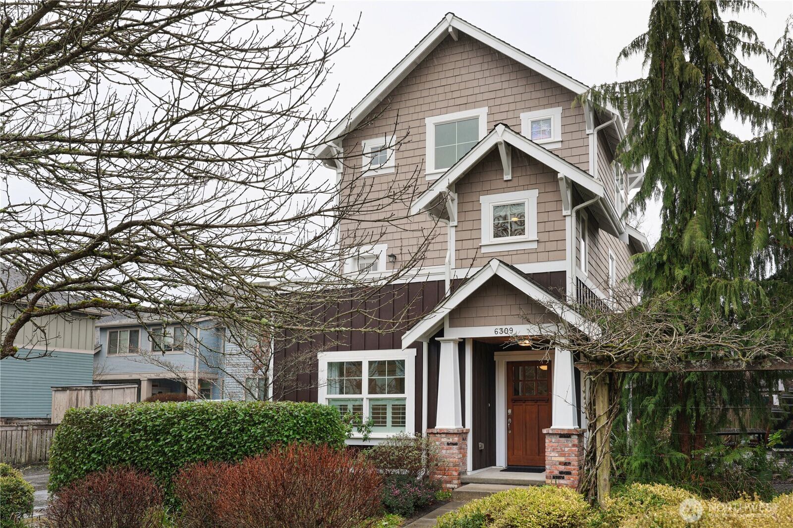 Property Photo:  6309  30th Avenue SW  WA 98126 