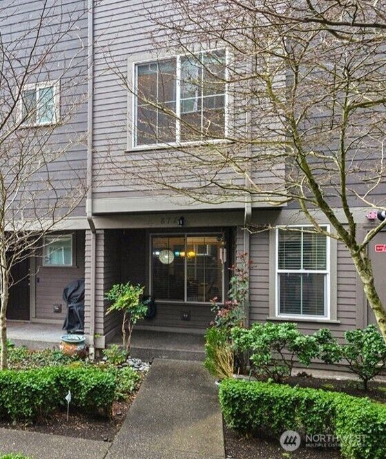 Property Photo: 877 5th Pl NE WA 98029