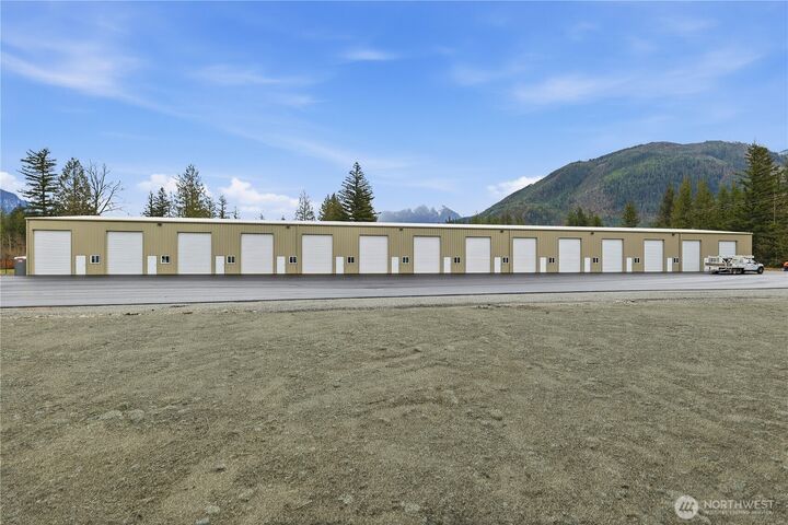 Property Photo:  2000  Amanda N  WA 98251 