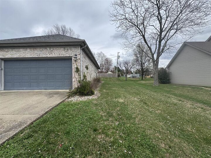 Property Photo:  1605 Knob Hill Road  KY 42104 