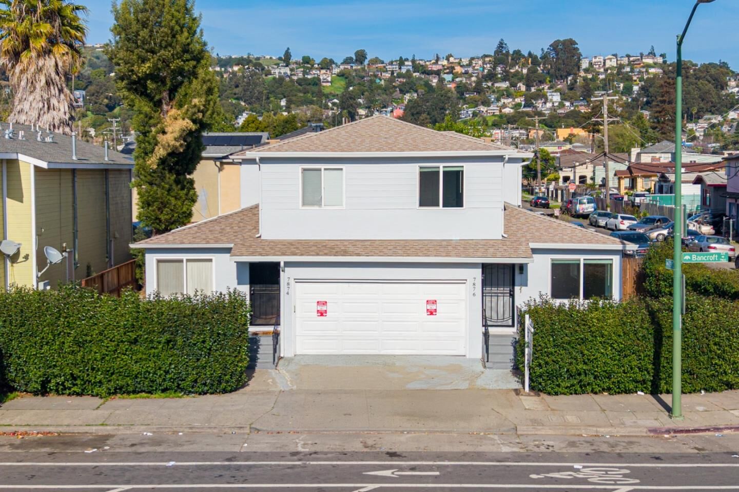 Property Photo:  7876 Bancroft Avenue  CA 94605 