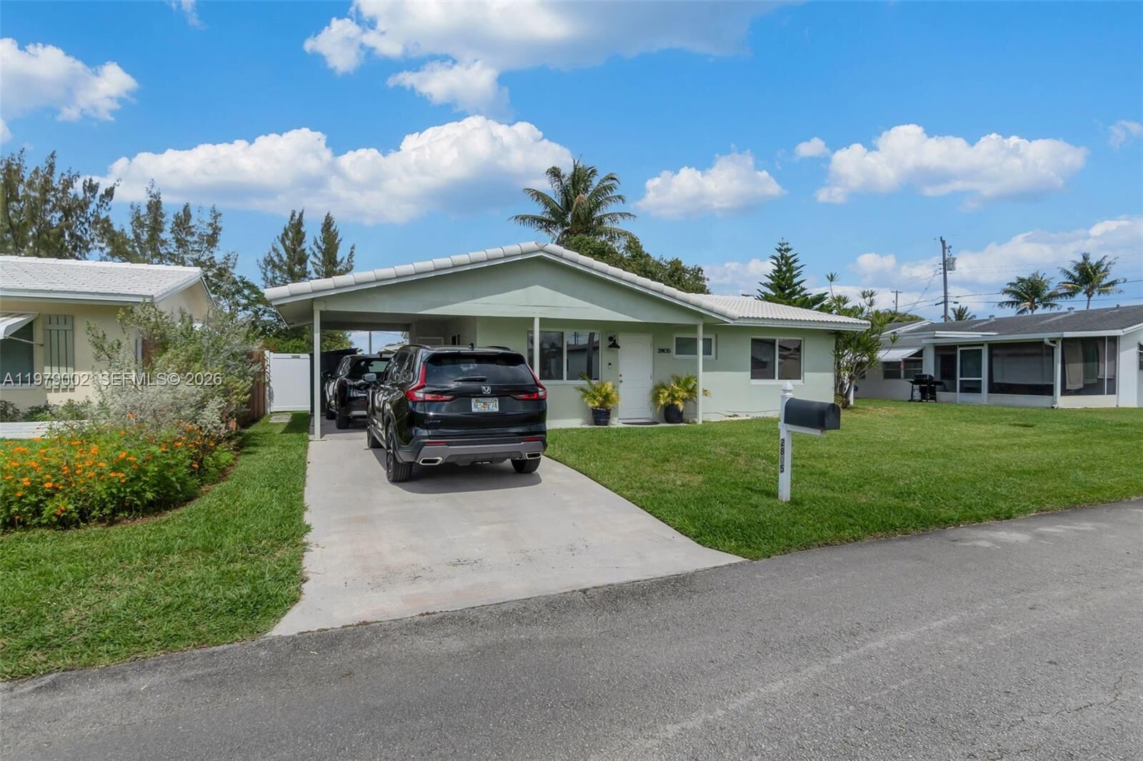Property Photo:  2805 NW 52nd Ct  FL 33309 