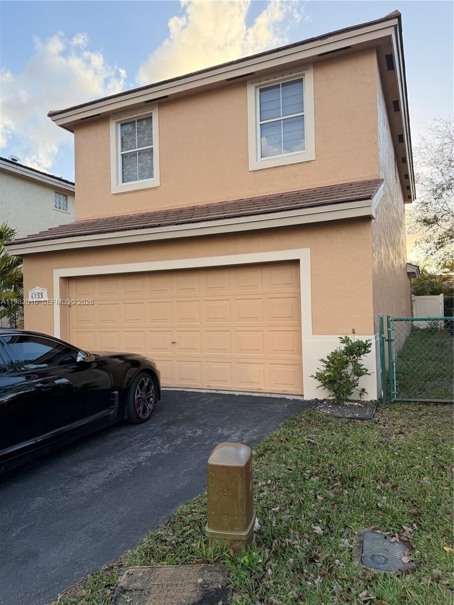 Property Photo: 6955 SW 148th Ln FL 33331