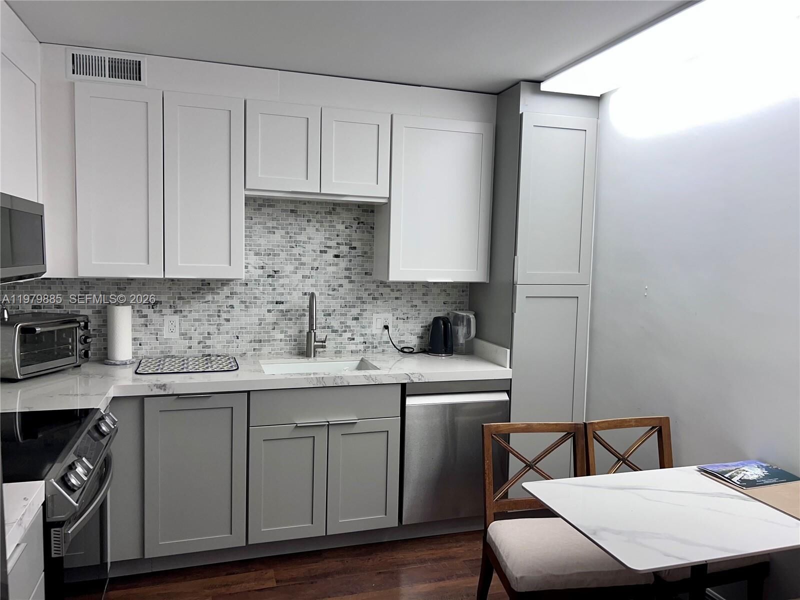 Property Photo: 2801 NE 183rd St 507W FL 33160