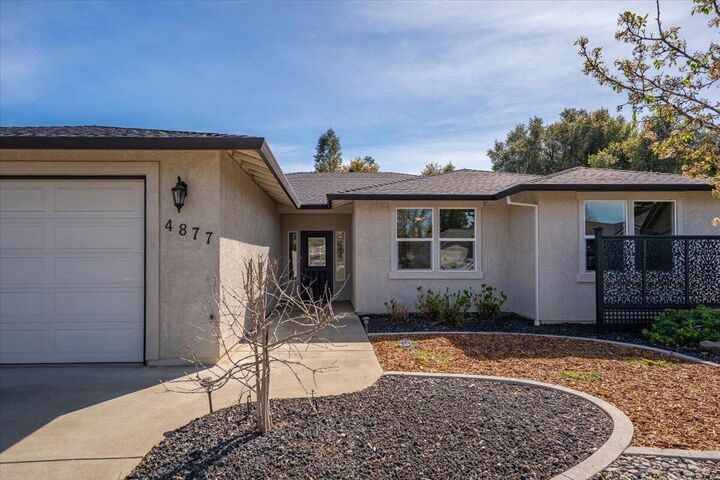 Property Photo:  4877 Squirrel Run Court  CA 96002 