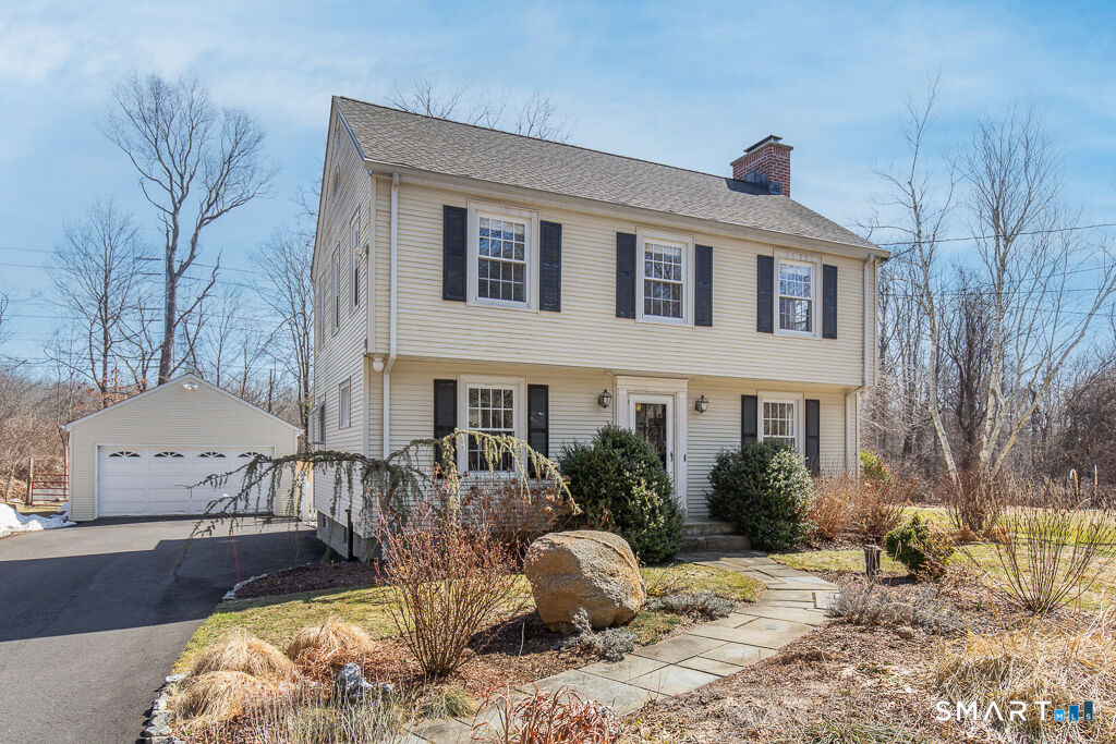 Property Photo:  19 Beecher Road  CT 06525 