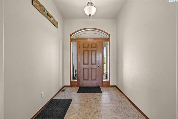 Property Photo: 19408 Quail Run Pr. SW WA 99350