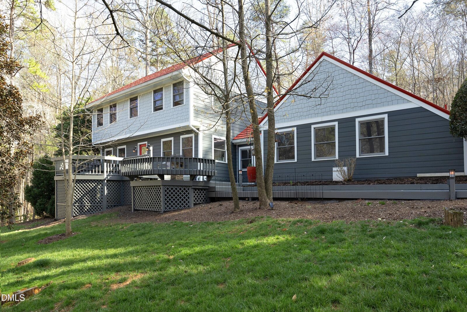 Property Photo: 506 Bayberry Drive NC 27517