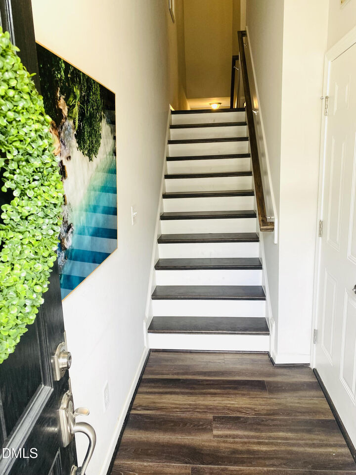 Property Photo:  823 Richmont Grove Lane  NC 27523 