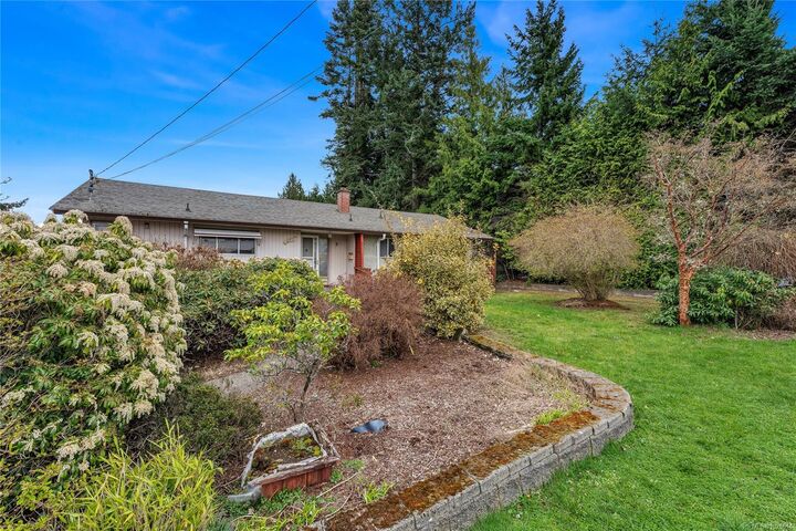 Property Photo:  4987 Wesley Rd  BC V8Y 1Z1 