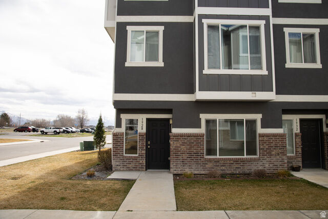 Property Photo: 1928 S 1030 W UT 84058