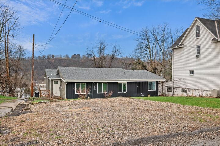 Property Photo:  856 Cleveland Ave  PA 15014 