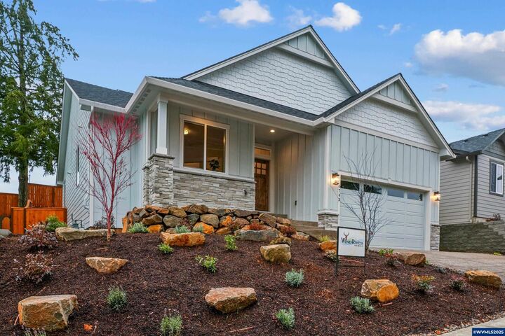 Property Photo:  6752 Naomi Danielle St SE  OR 97306 