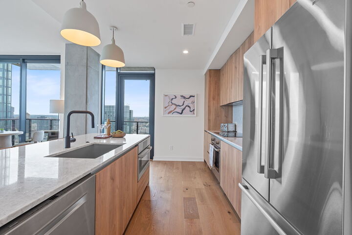 Property Photo:  84 East Avenue 3803  TX 78701 