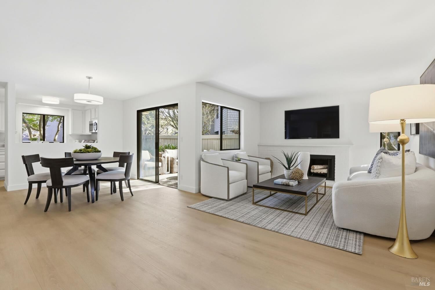 Property Photo:  209 Cypress Place  CA 94965 