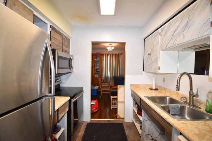 Property Photo: 633 Douglas Street BC V0X 1L0