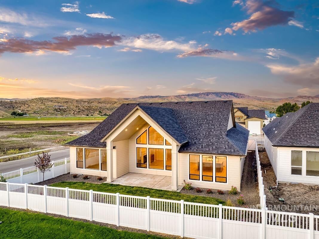 Property Photo: 14319 N Goldfinch Ave ID 83714