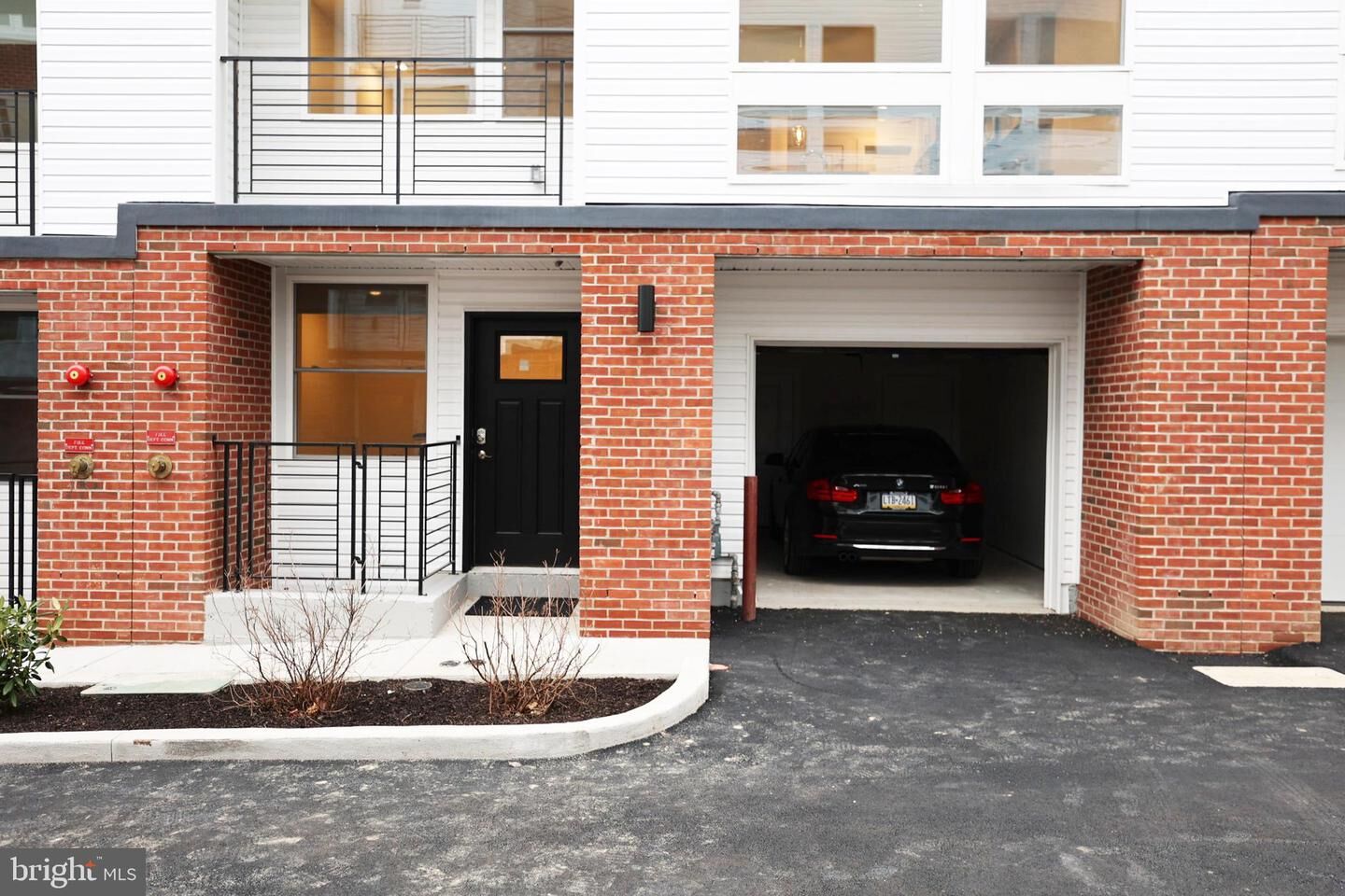 Property Photo: 1500 N Randolph Street 6 PA 19122