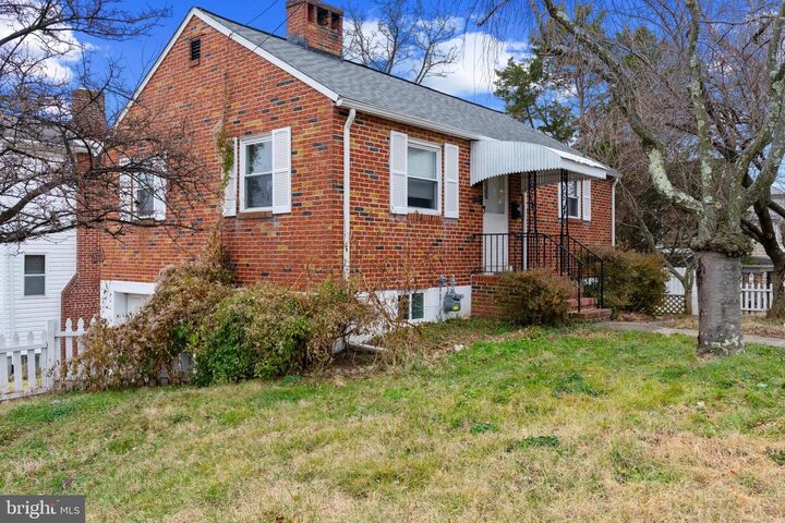 Property Photo:  6809 Linden Avenue  MD 21206 