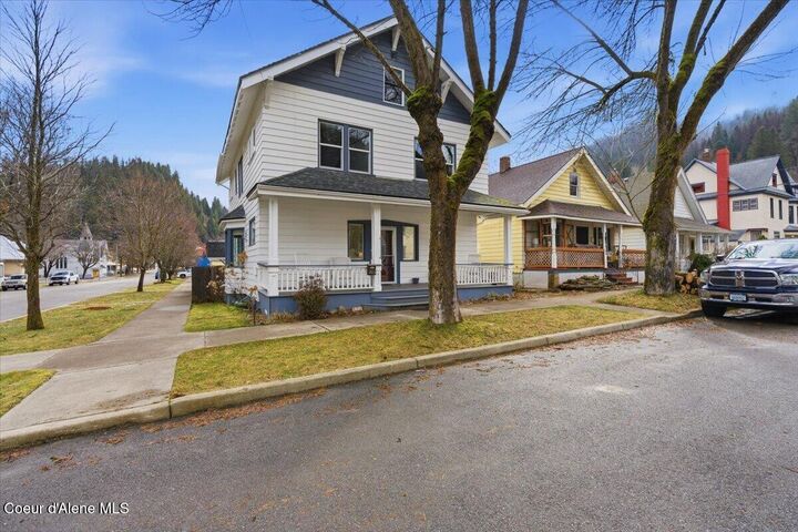 Property Photo:  303 Third St.  ID 83873 