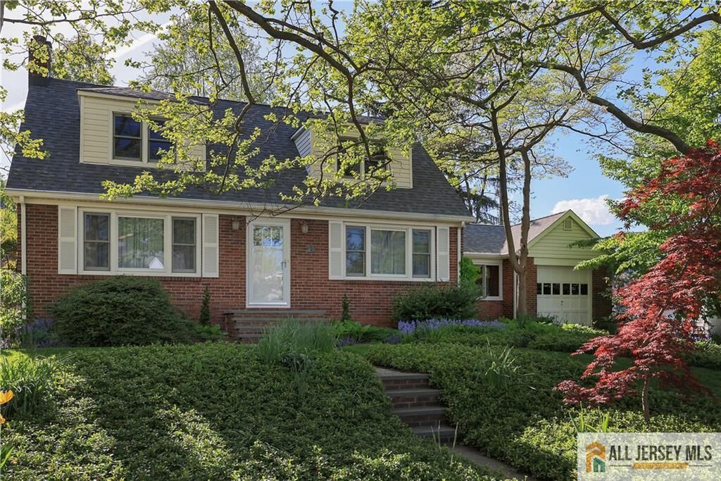 Property Photo:  25 Voorhees Place  NJ 08840 