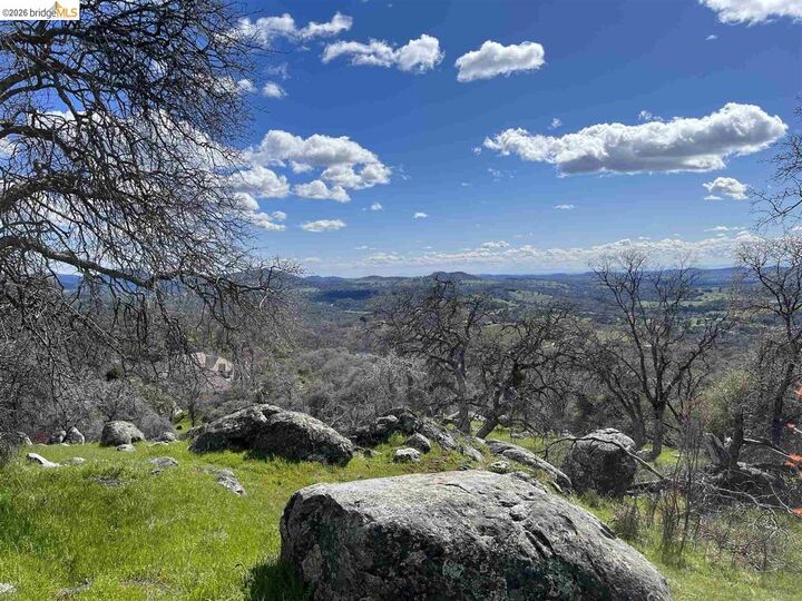 Property Photo:  18351 Olov  CA 95370 