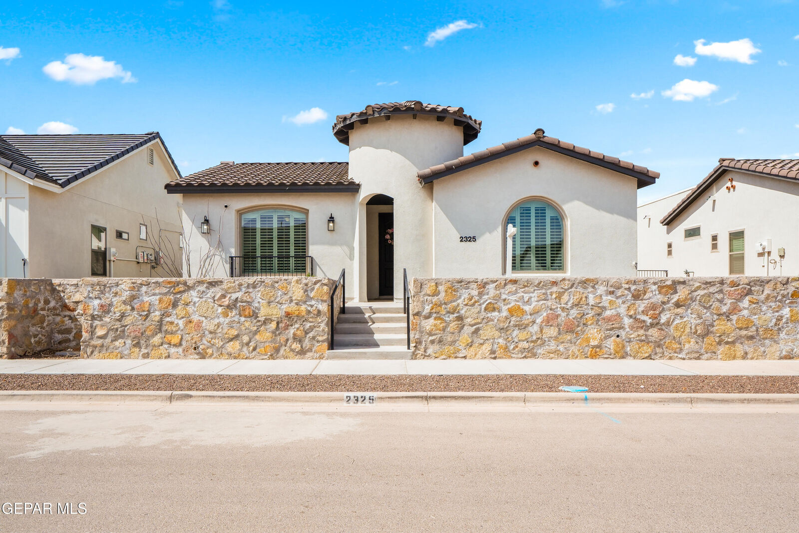 Property Photo:  2325 Tony Harper Street  TX 79938 