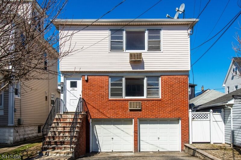 Property Photo:  729 Eaton St  NJ 07202 