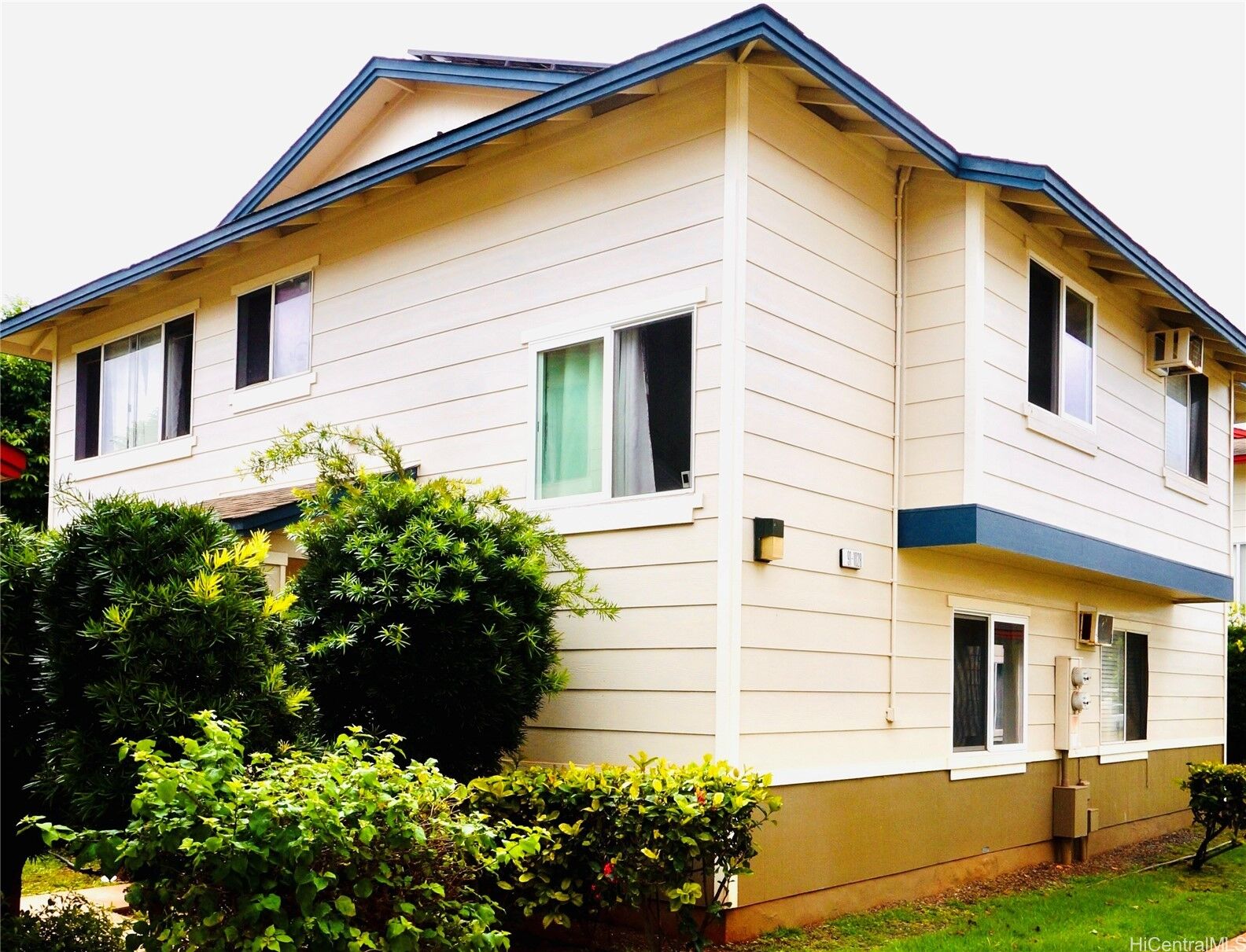 Property Photo:  91-1028 Laulauna Street 9A  HI 96706 