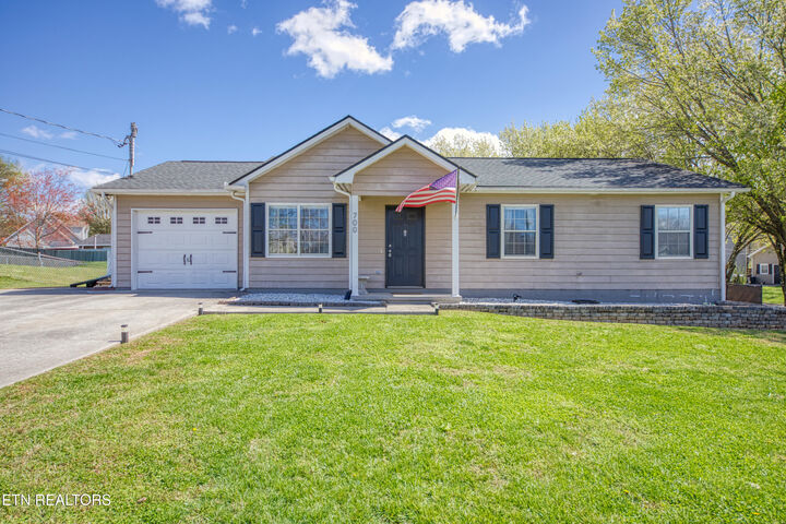 Property Photo:  700 Melrese Rd  TN 37918 