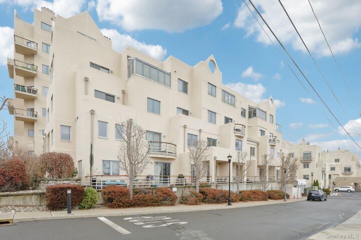 Property Photo:  6 Burd Street 2406  NY 10960 
