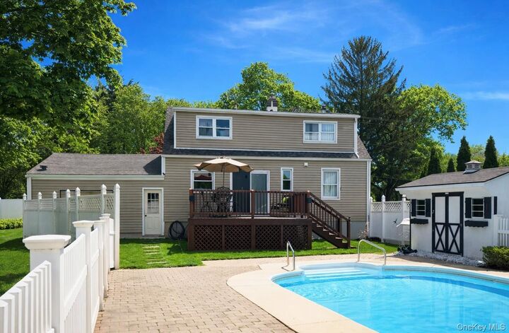 Property Photo:  5 Croft Road  NY 12603 